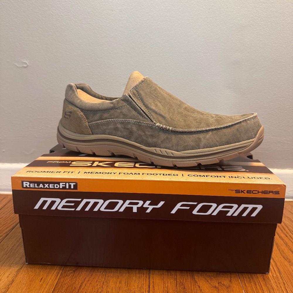 NWT Men’s Skechers Expected Avillo Shoes